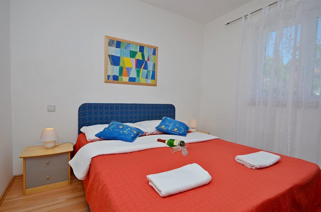 Apartments Danica Vodice Exteriör bild